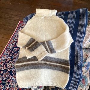 Vintage Icelandic wool turtleneck